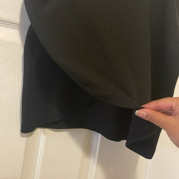 H&M black stretchy mini skirt with faux wrap - Picture 2 of 5